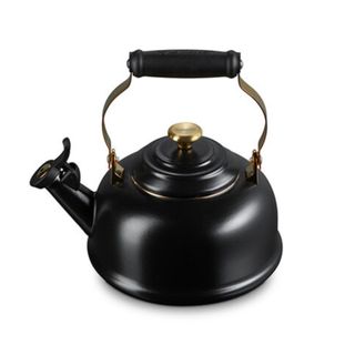 Le Creuset Whistling Kettle