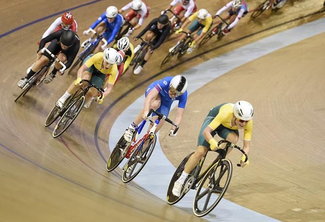 Women's 10km Scratch Race. Australia's Annette Edmondson and Amy Cure take gold and silver respectively