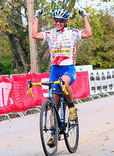 Katerina Nash (Luna Pro Team) wins race two of the Derby City weekend.