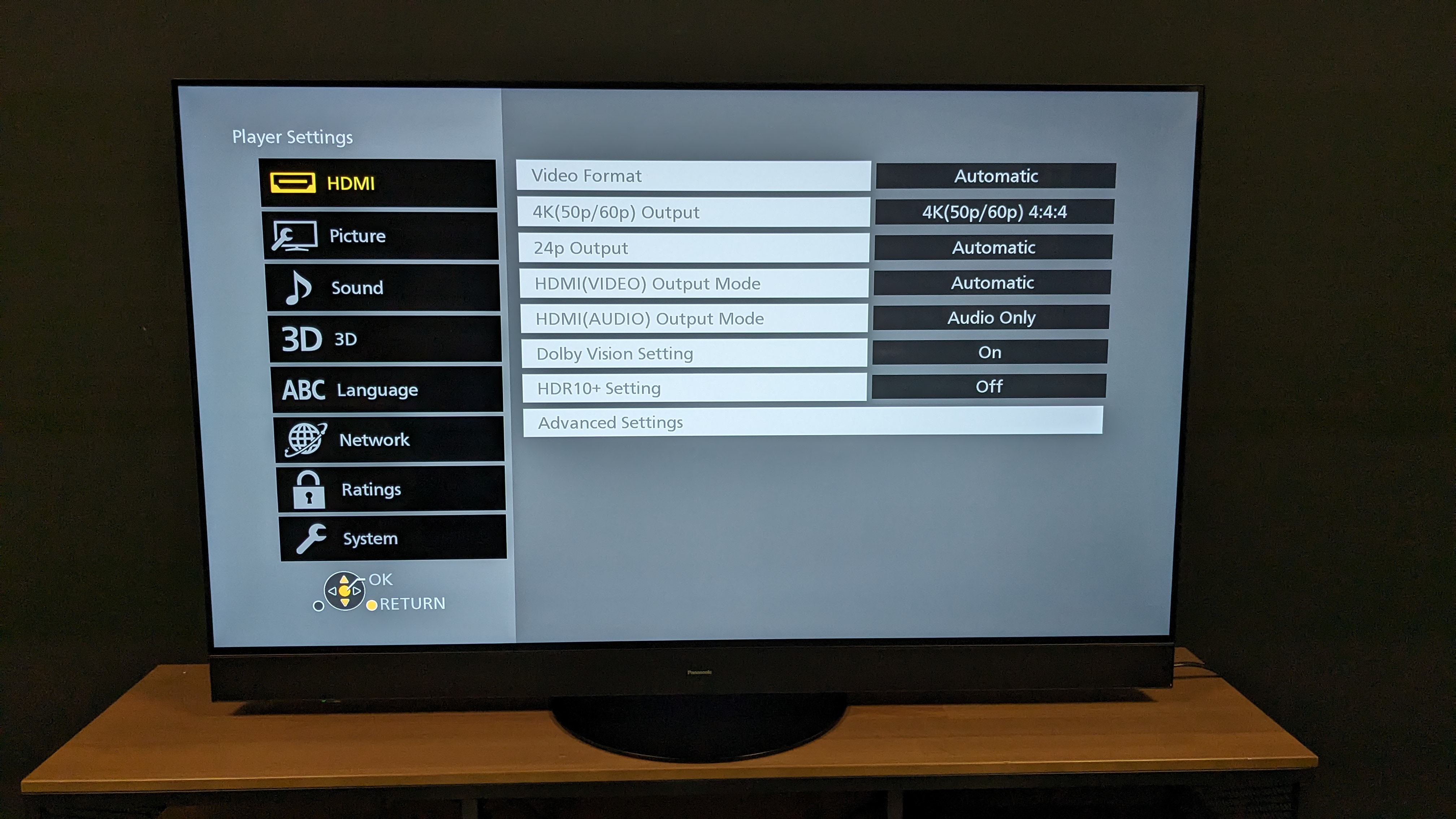 Panasonic DP-UB820 picture settings menu on Panasonic MZ1500