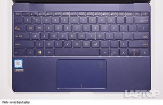 Asus ZenBook 3 UX390UA keyboard