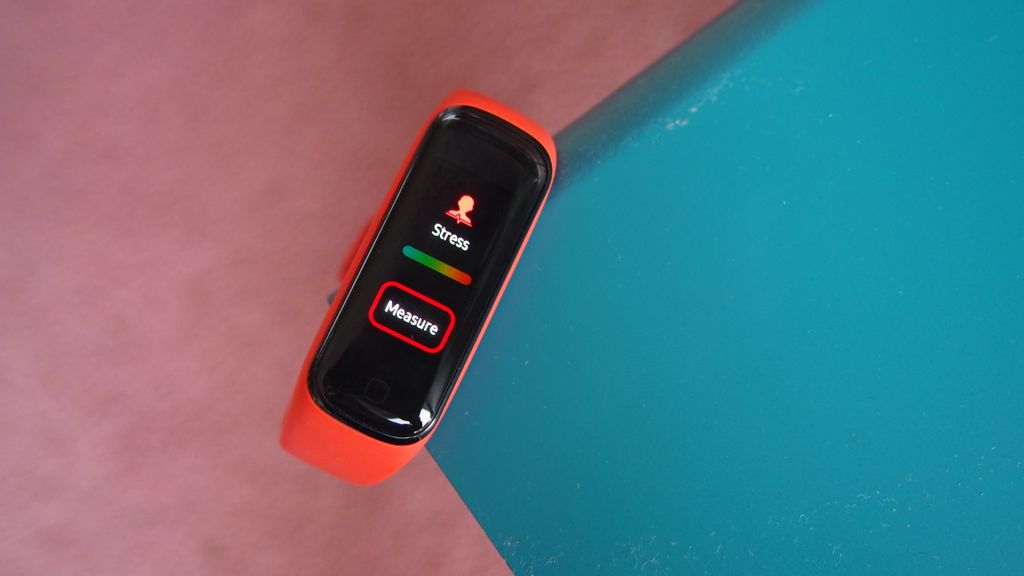 Samsung Galaxy Fit 2 review a greatlooking budget tracker TechRadar