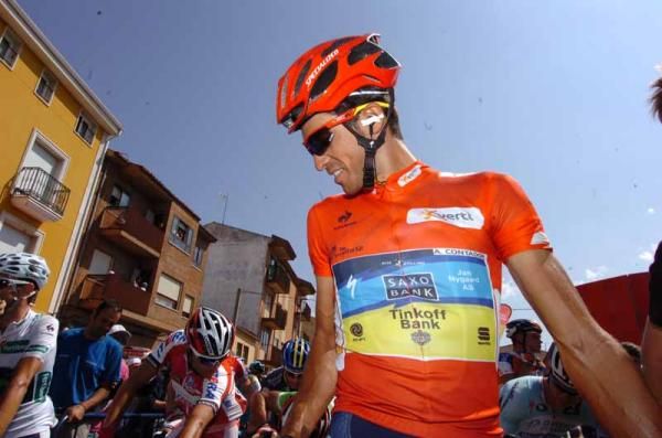 Alberto Contador (Saxo Bank) in the leader's jersey