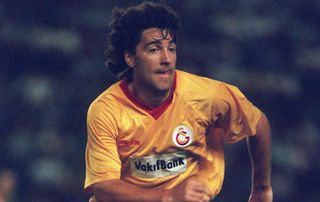 Dean Saunders went to Galatasaray