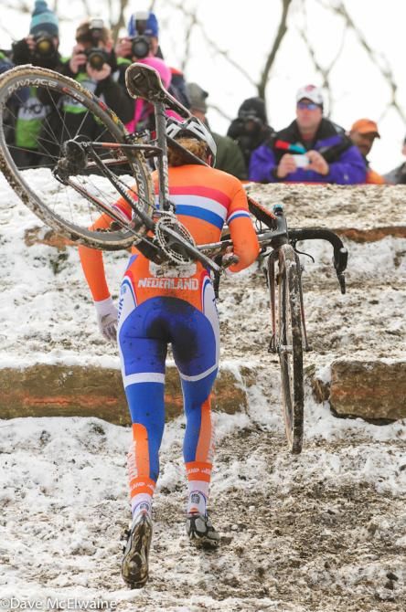 Marianne Vos (NED) running the limestone steps