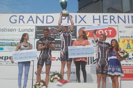 Podium (L-R): Michael Reihs (Team Designa Kokken), Ren&eacute; J&oslash;rgensen (Team Designa K&oslash;kken) and Allan Johansen (Team Designa Kokken). Photo &copy;: Kenneth M&oslash;ller Kristensen/www.CyclingWorld.dk