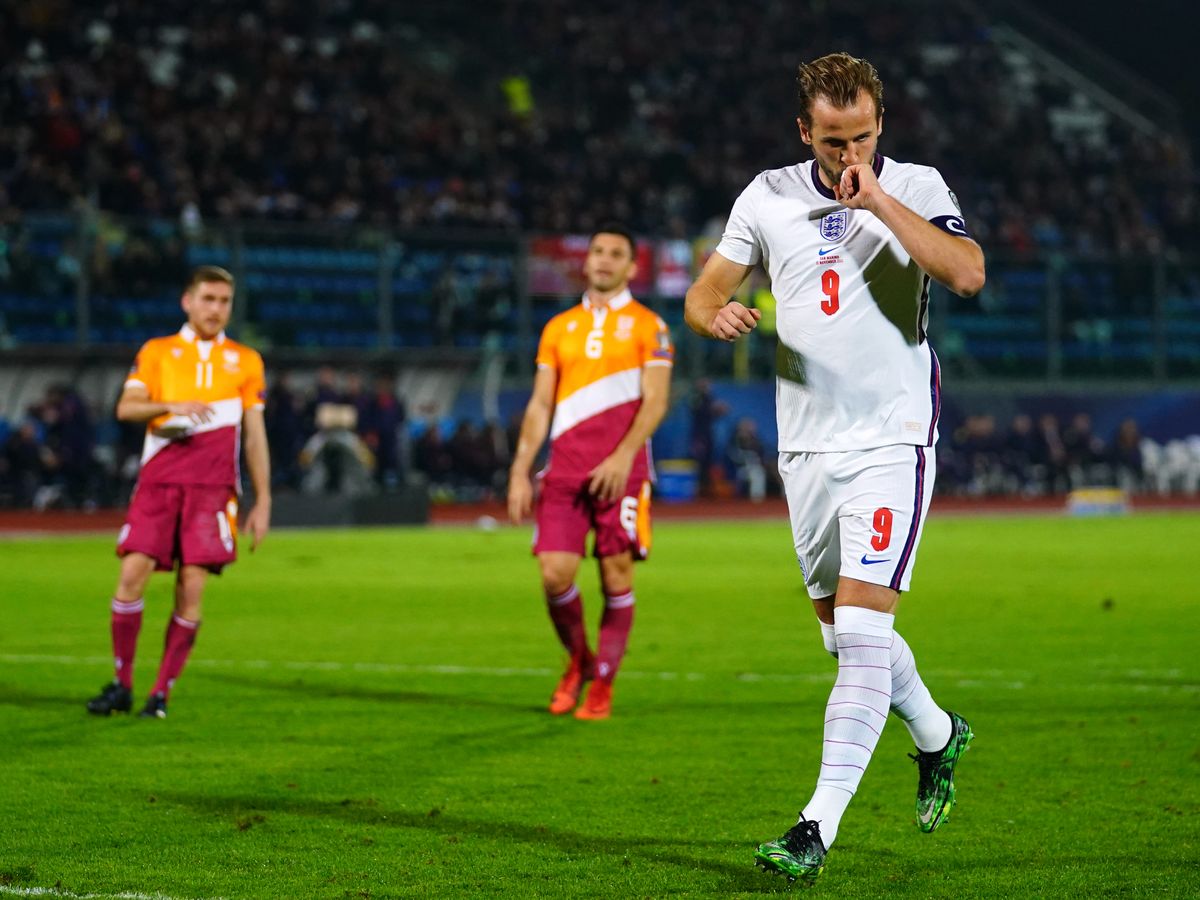 Harry Kane Admits He Is Eyeing Wayne Rooney’s England Goalscoring ...