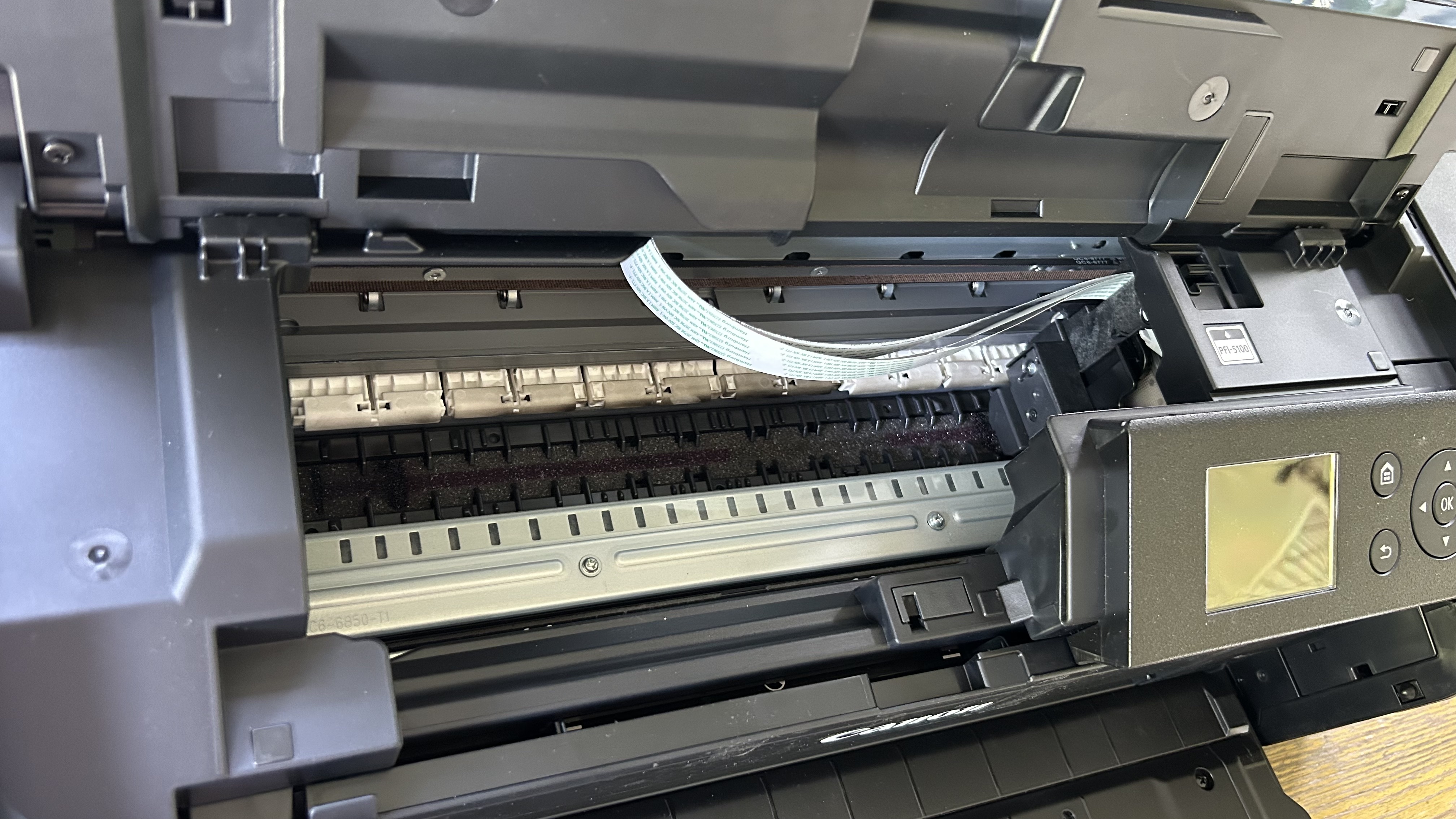 Canon imagePROGRAF PRO-310 during our review