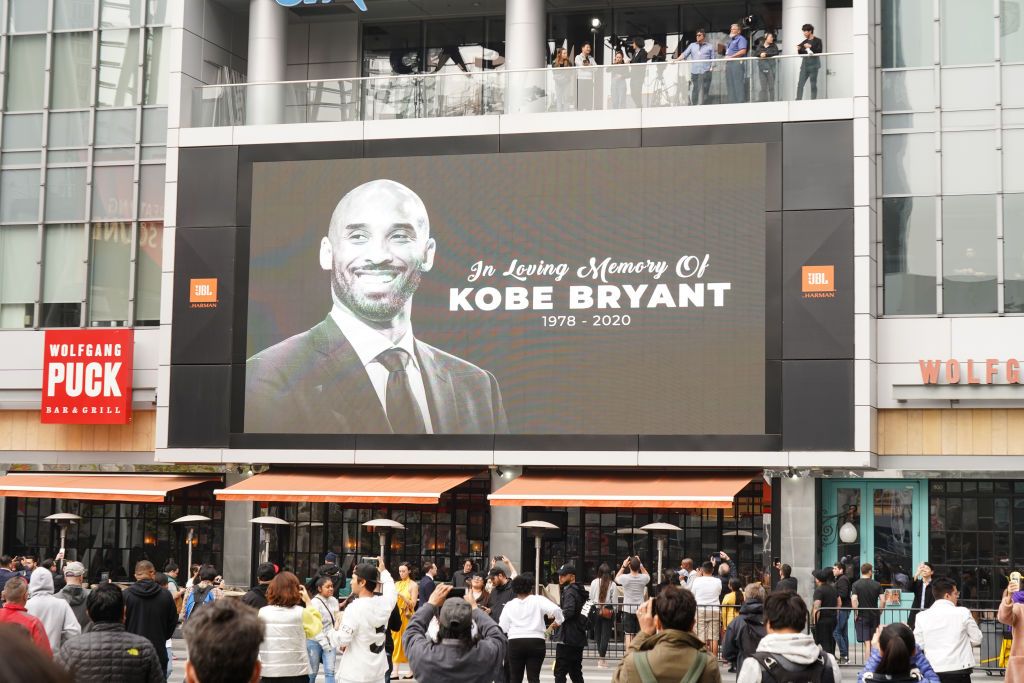 A memorial to Kobe Bryant.