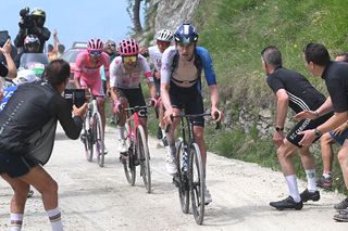 SESTRIERE VIALATTEA ITALY MAY 31 LR Isaac Del Toro of Mexico and Team UAE Team Emirates XRG Pink Leader Jersey Richard Carapaz of Ecuador and Team EF Education EasyPost and Derek Gee of Canada and Team Israel Premier Tech compete climbing to the Colle delle Finestre 2172m during the 108th Giro dItalia 2025 Stage 20 a 2053km stage from Verres to Sestriere Vialattea 2036m UCIWT on May 31 2025 in Sestriere Vialattea Italy Photo by Dario BelingheriGetty Images