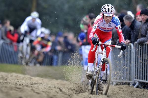 Sven Vanthourenhout (Sunweb-Revor) in the sand