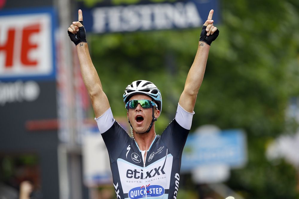 Iljo Keisse celrbrates his win of the final Giro d'Italia stage.