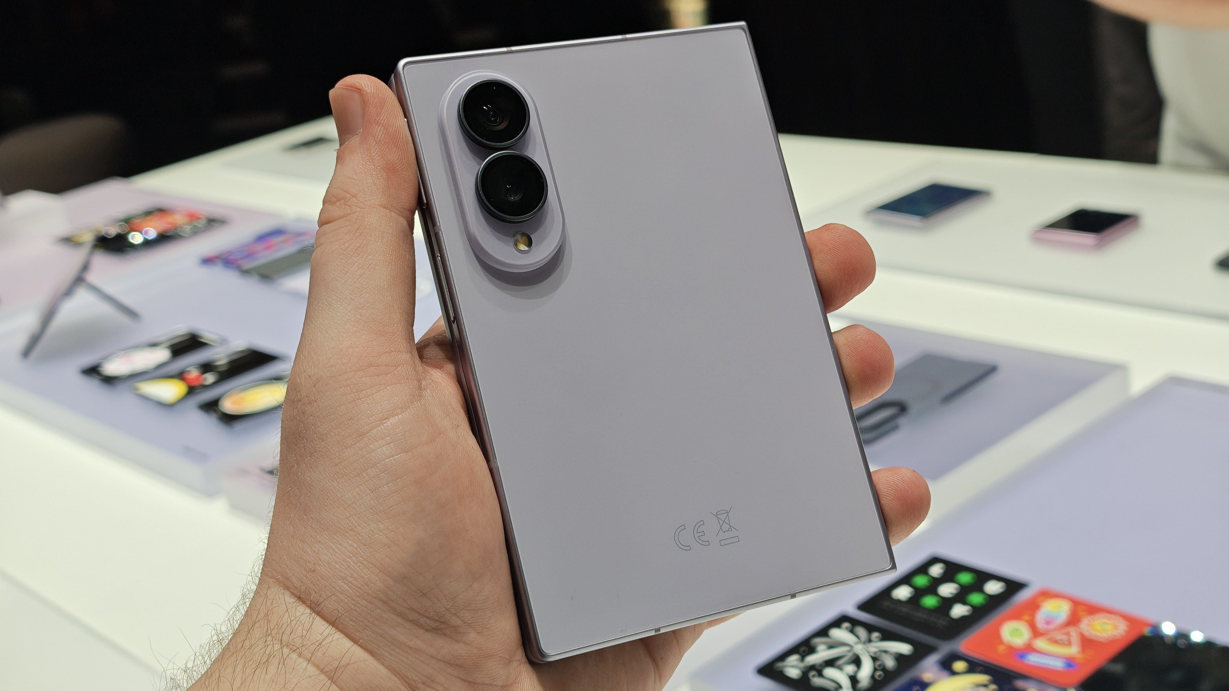 Samsung Galaxy Z Fold 8