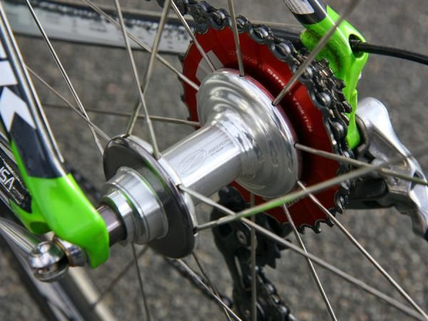 The rear hub features tall flanges to help transmit power to the rim.