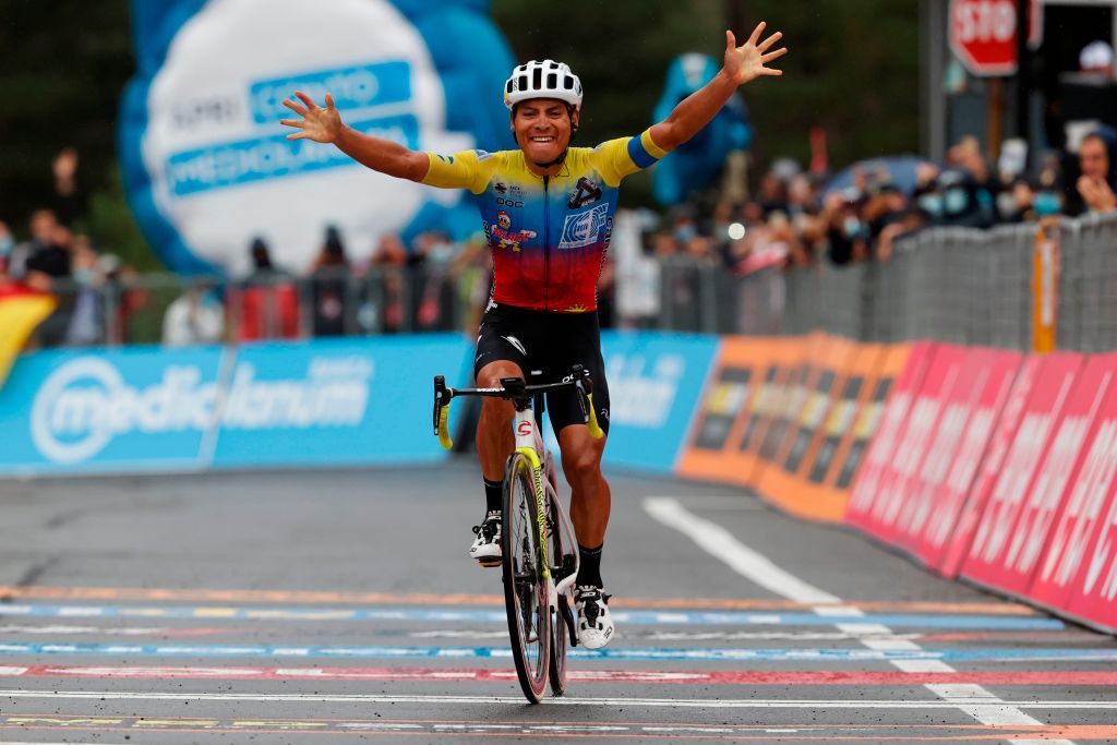 Jonathan Caicedo (EF Pro Cycling) wins stage 3 at the Giro d'Italia
