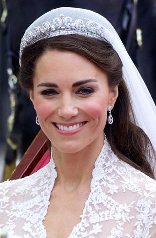 meghan markle wedding tiara