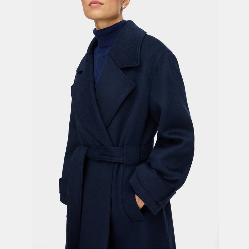 ALIGNE coat cut out 