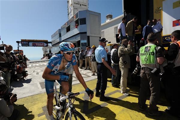 Pierre Rolland (Bbox Bougyues Telecom) finishes the 2009 Tour de France's 20th stage to Mont Ventoux