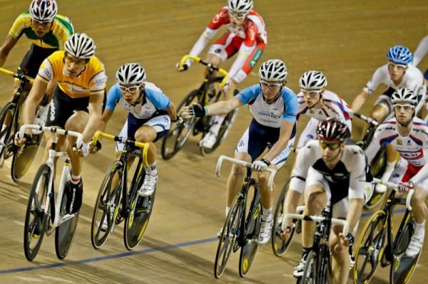 The pairing of Caleb Ewan and Jackson Law helped spice the madison event up.