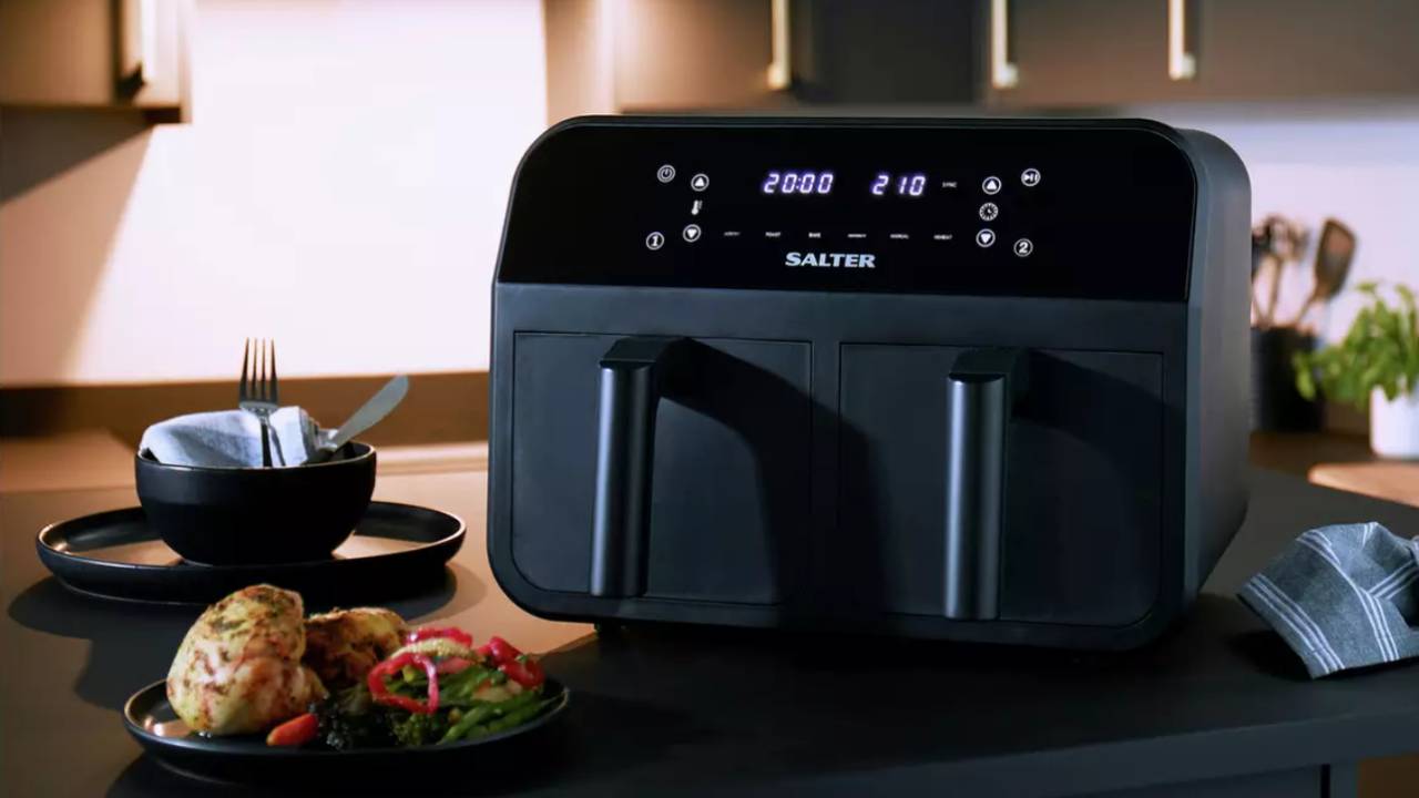 Salter takes on Ninja with its new super-sized dual air fryers | T3
