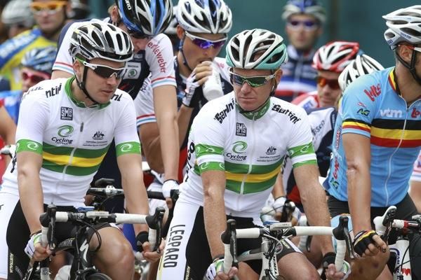 Young Aussie Leigh Howard next to the veteran Stuart O'Grady.