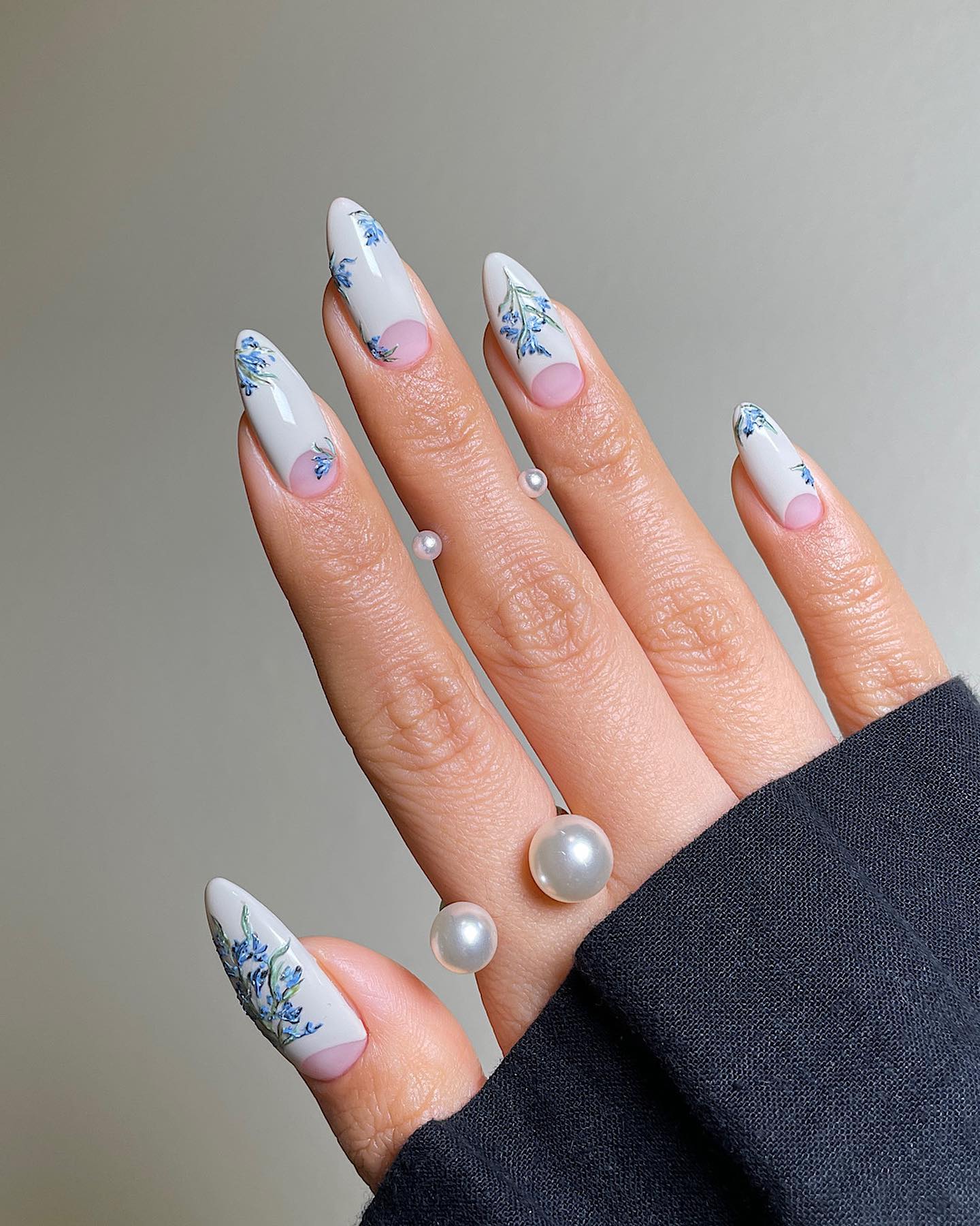 white nail ideas&amp;nbsp;