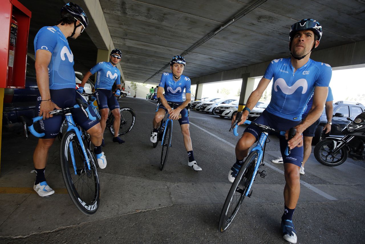 Movistar wait for their ride to start