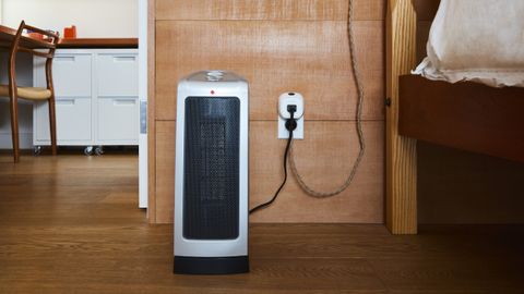 Delonghi Oscillating Portable Digital Ceramic Heater - Full Review & Insights  