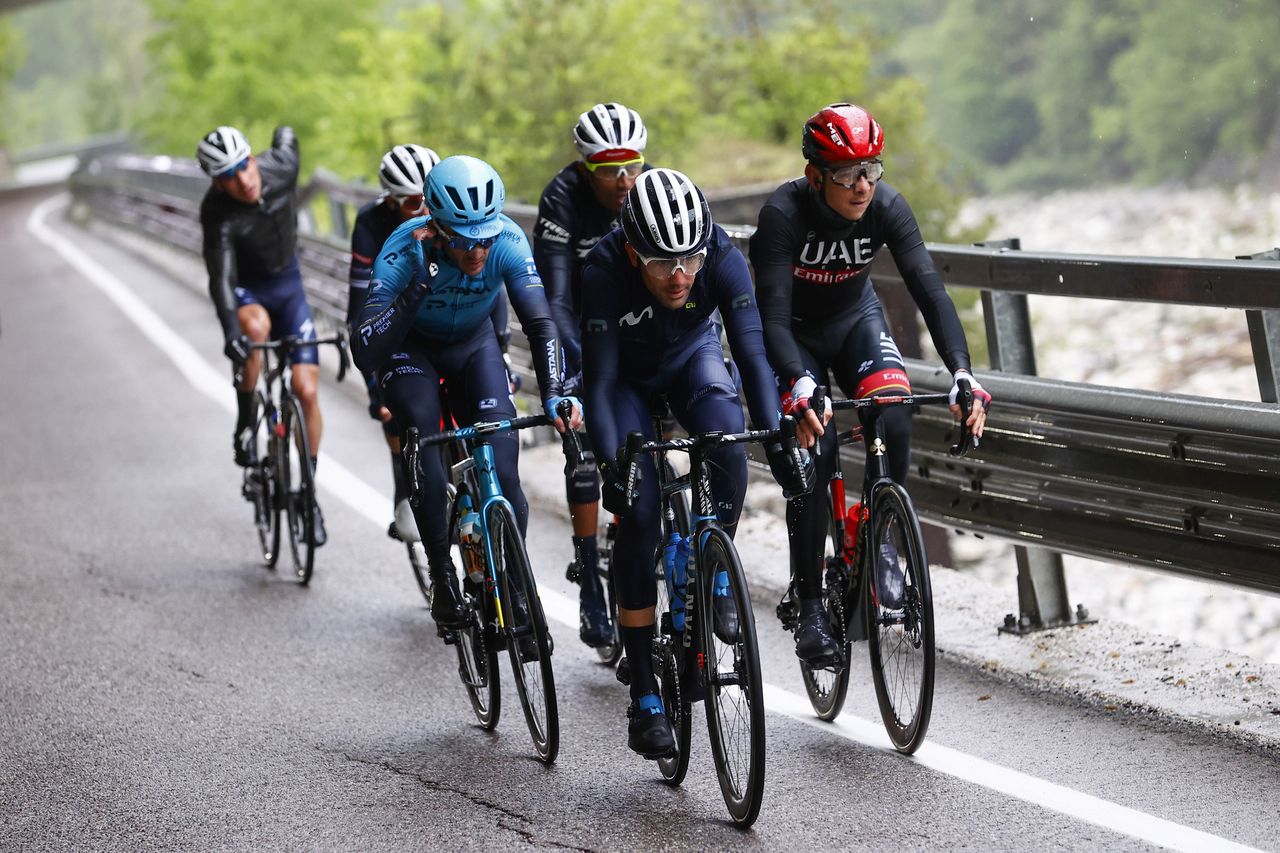 Giro d'Italia 2021 - 104th Edition - 16th stage Sacile - Cortina d&acirc;Ampezzo 153 km - 24/05/2021 - Antonio Pedrero (ESP - Movistar Team) - Davide Formolo (ITA - UAE Team Emirates) - photo Luca Bettini/BettiniPhoto&Acirc;&copy;2021