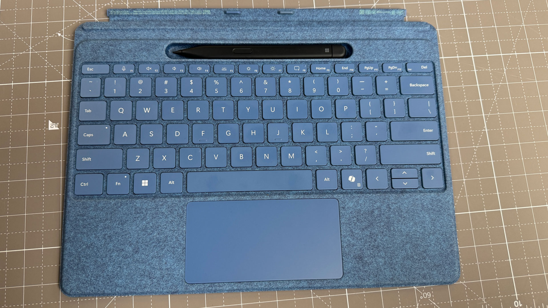 Microsoft Surface Pro (2024)