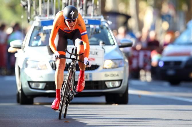 Pre-race favorite, Ellen van Dijk (Netherlands) won the World Championship title in style, over 20 seconds ahead of anyone else
