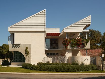 123 House, suburban Perth house, by Neil Cownie Architect