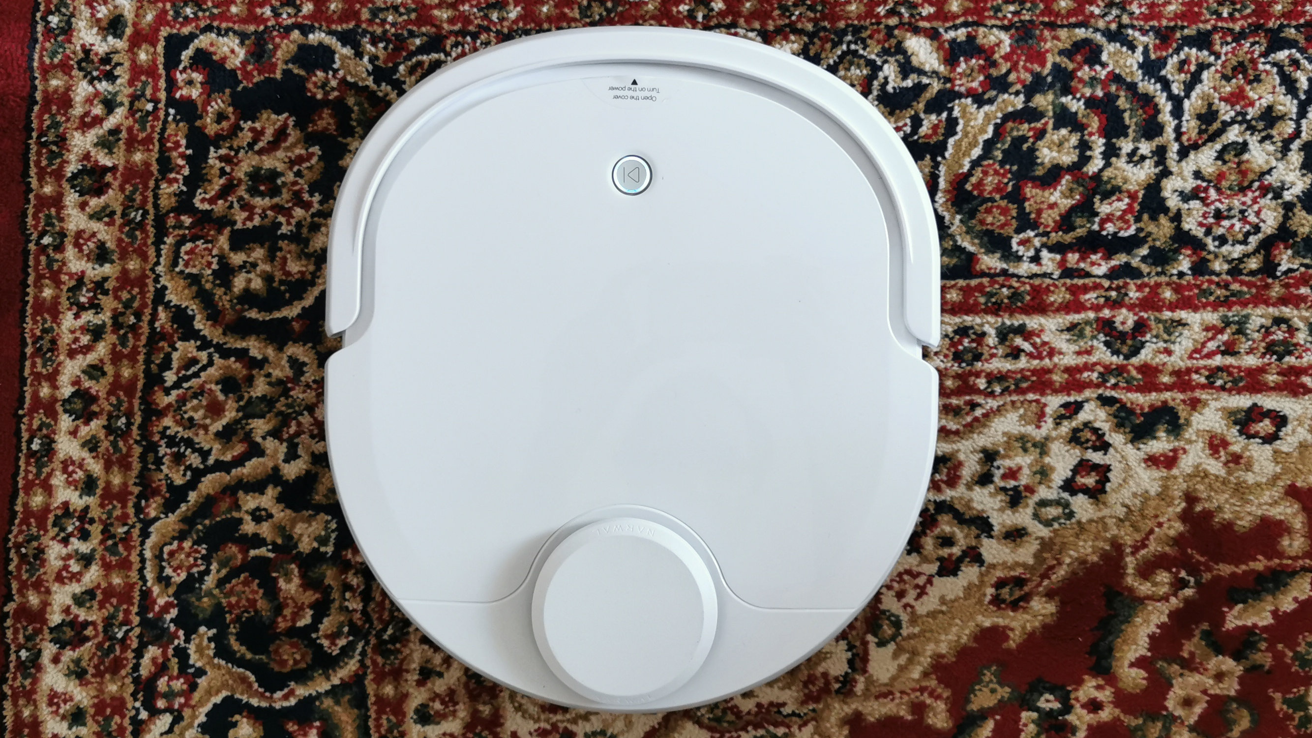 Narwal T10 2-in-1 Robot Cleaner Review - Yanko Design