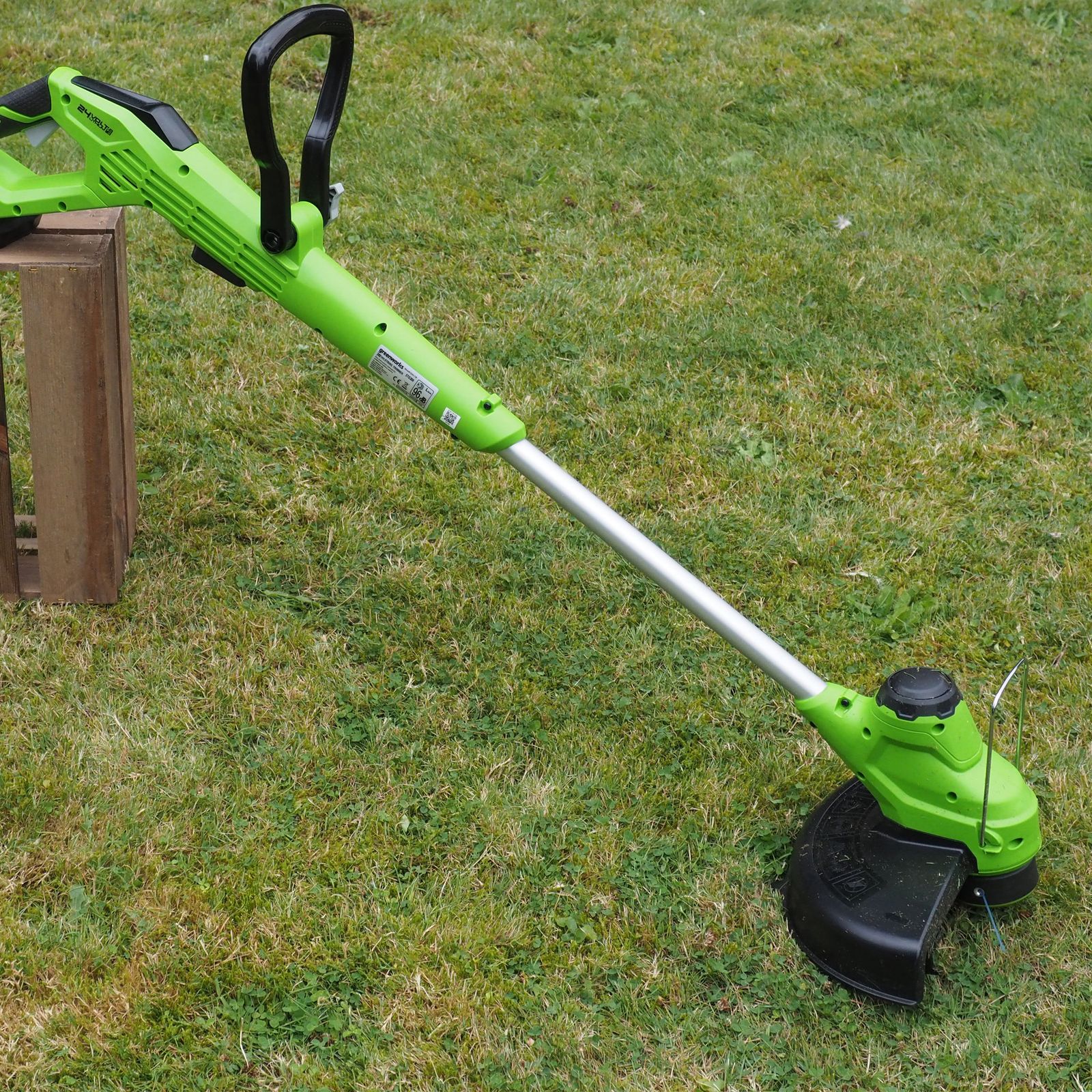 Greenworks G24LT28 cordless grass trimmer review Ideal Home