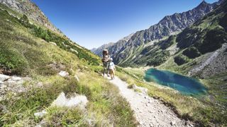 hiking in the pyrenees