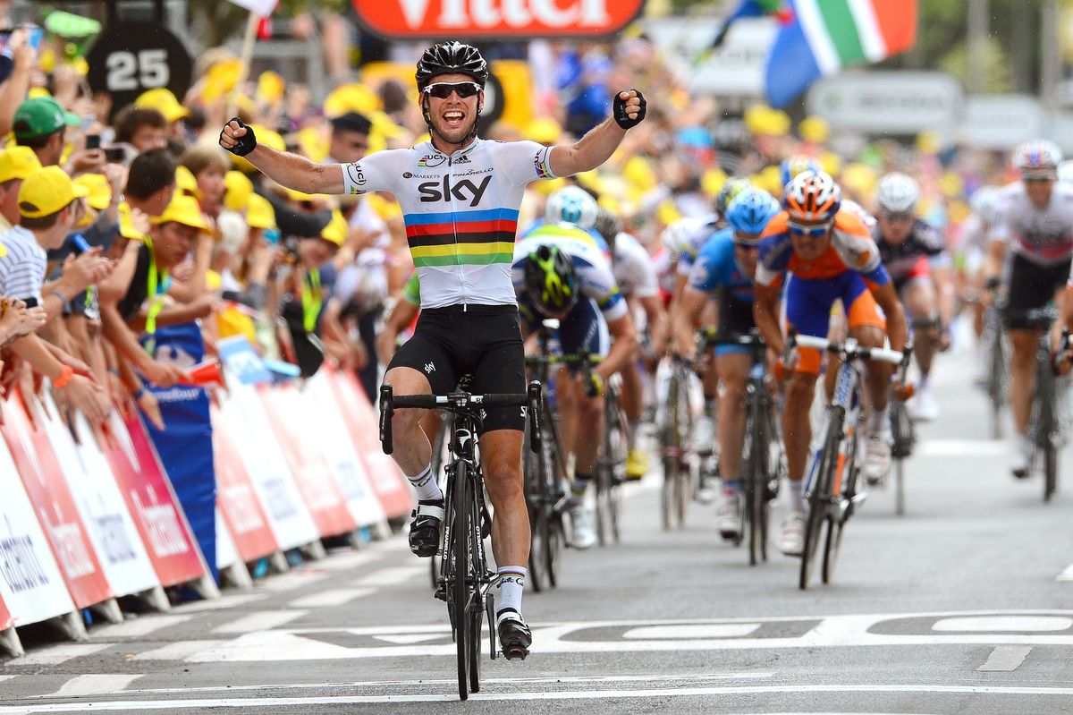 Mark Cvendsh wins Stage 18 of the 2012 Tour de France