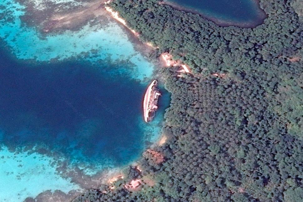 Mayday! 22 mysterious shipwrecks you can see on Google Earth | Live Science