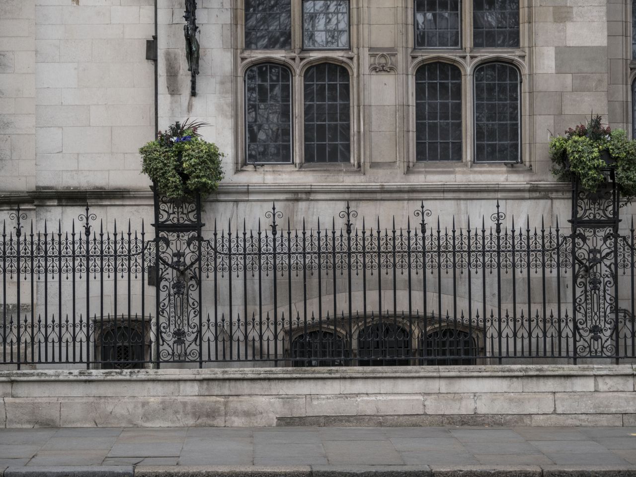 A picture of railings