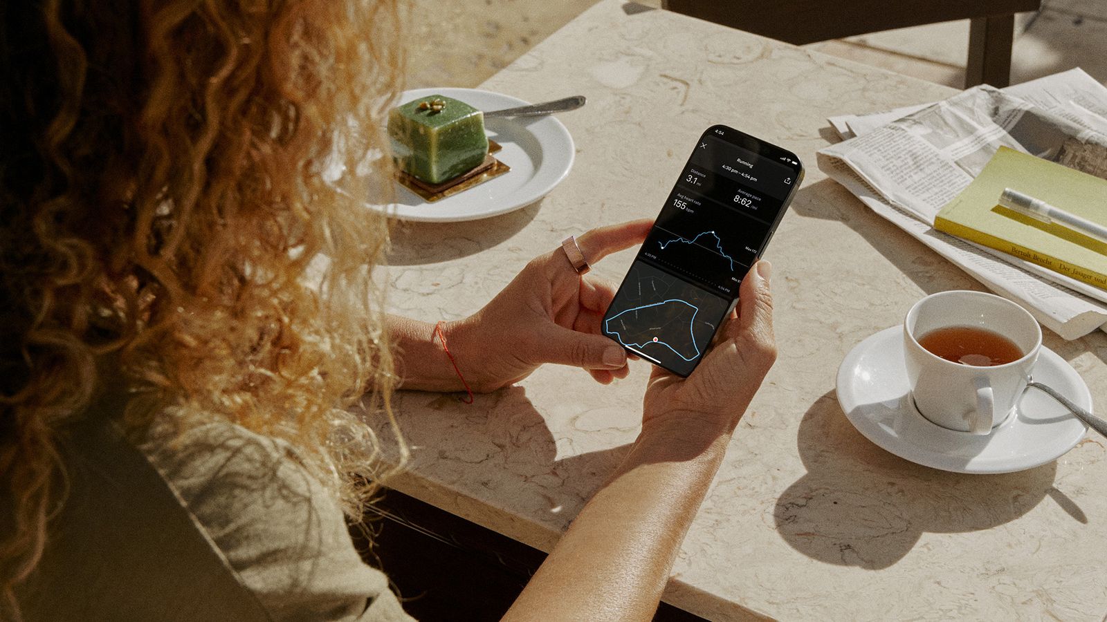 How the Oura Ring health tracker provides valuable insights while you ...
