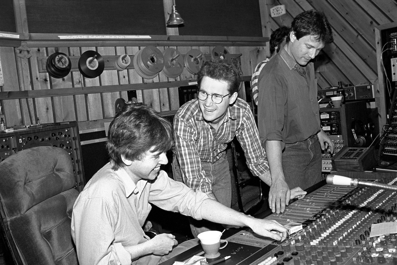 Steve Lillywhite (left) and Marshall Crenshaw in the studio