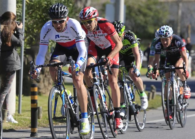 Jan Barta (Netapp-Endura) leads the breakaway