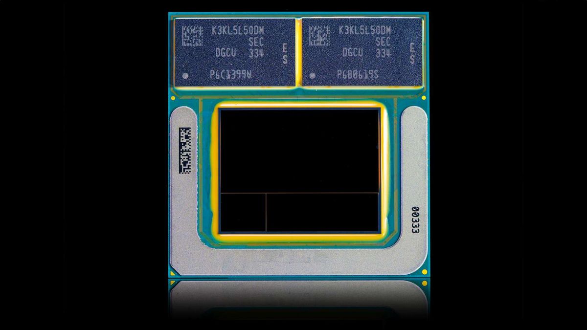 A photo of an Intel Lunar Lake processor, showing the main chip and two DRAM modules