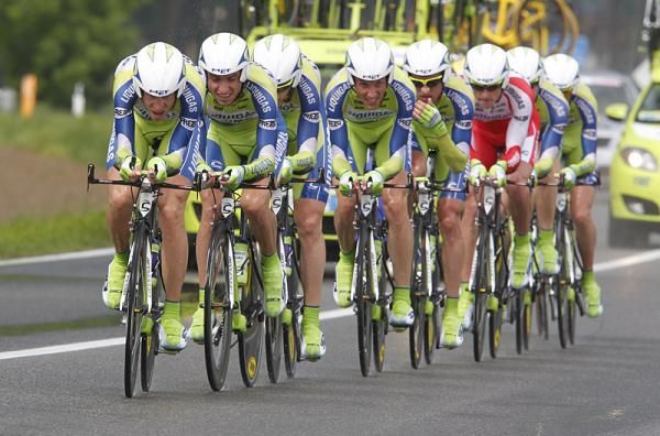Vincenzo Nibali and the Liquigas-Doimo team time trial to a stage four victory.