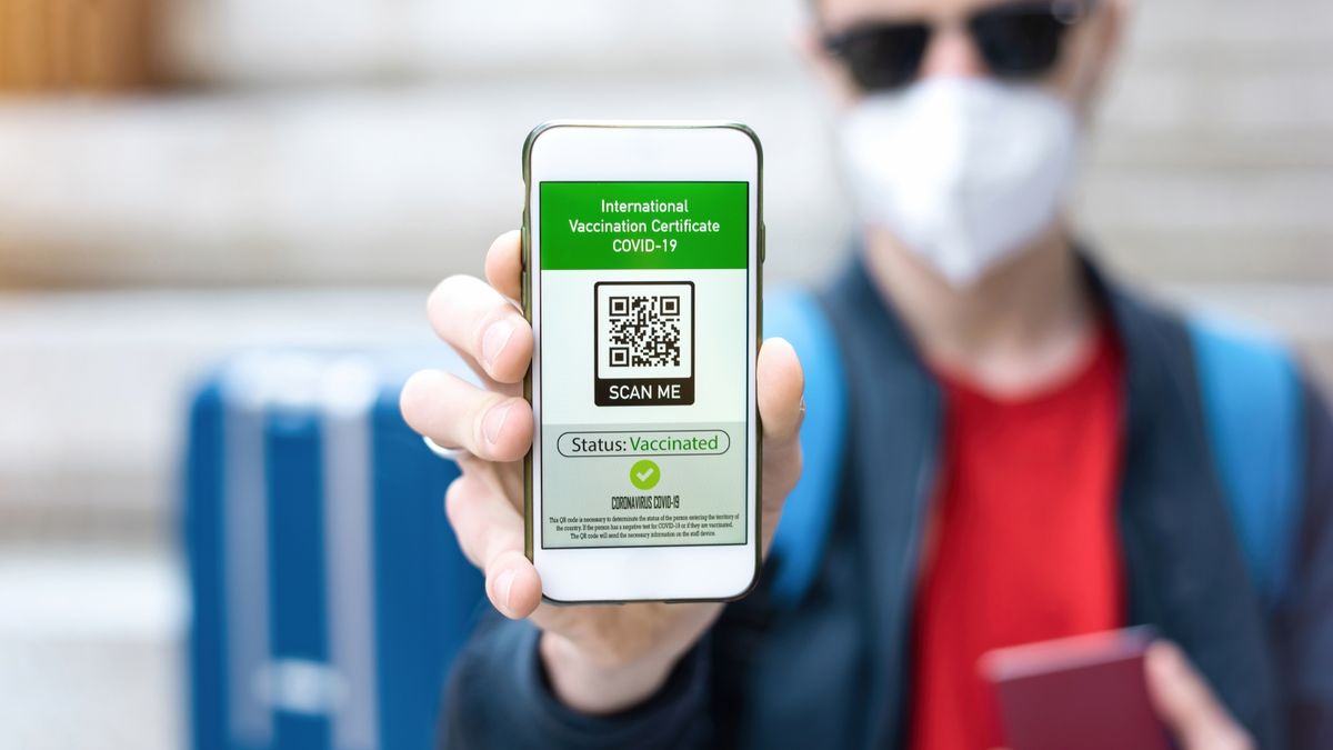 how to show your covid vaccination status on your phone