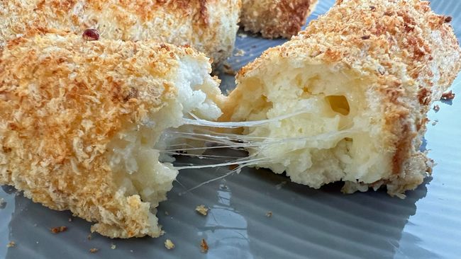 I tried this Italian take on air fryer croquettes and they're cheesy ...