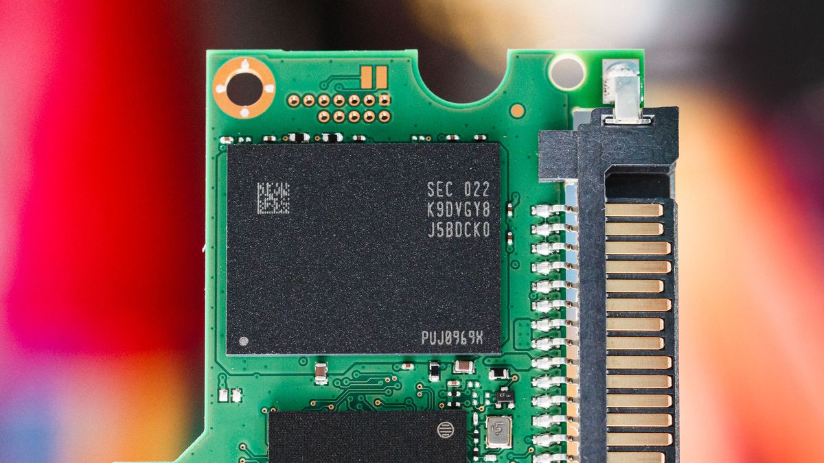 Samsung 870 EVO SATA SSD Review The Best Just Got Better (Updated