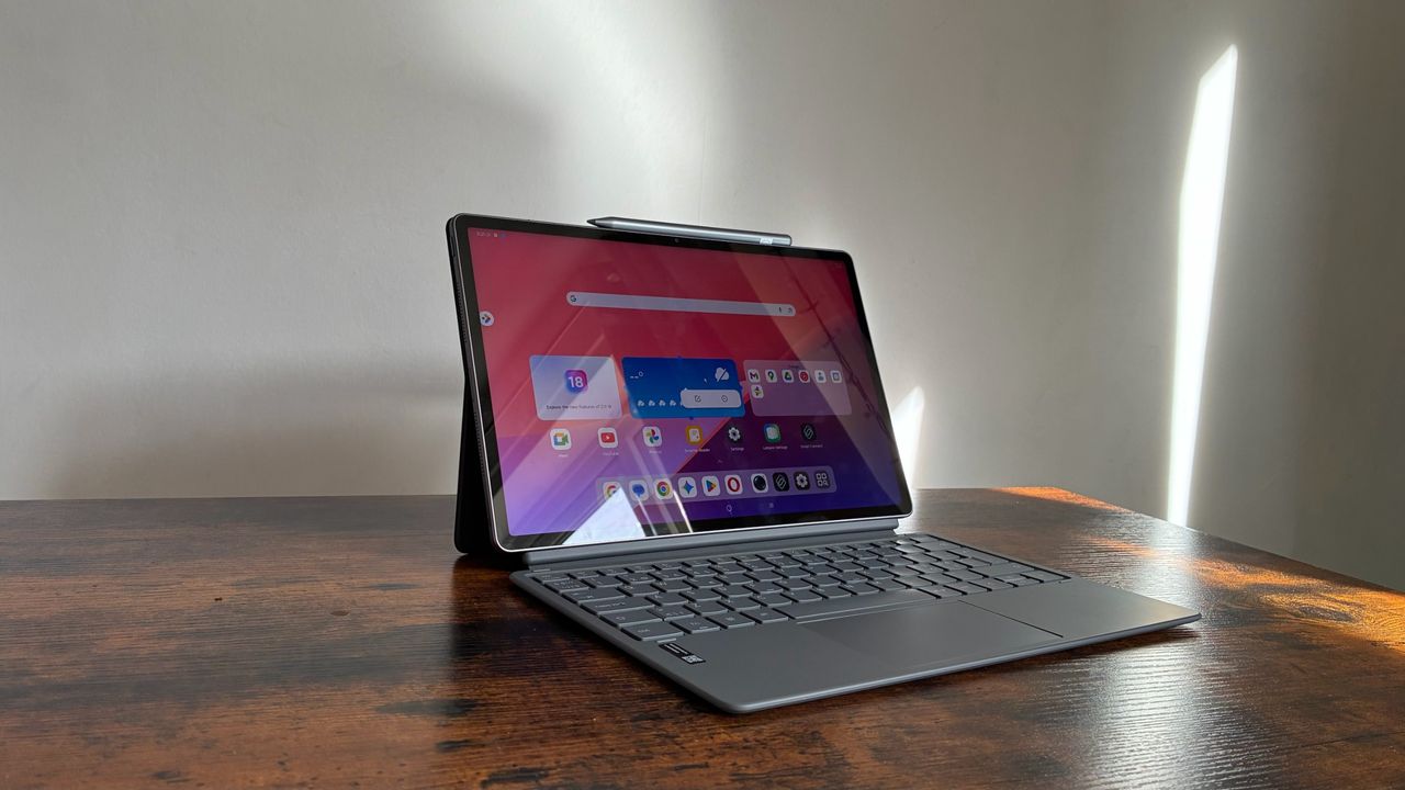 The Lenovo Idea tab Pro Gen 2 on a desk