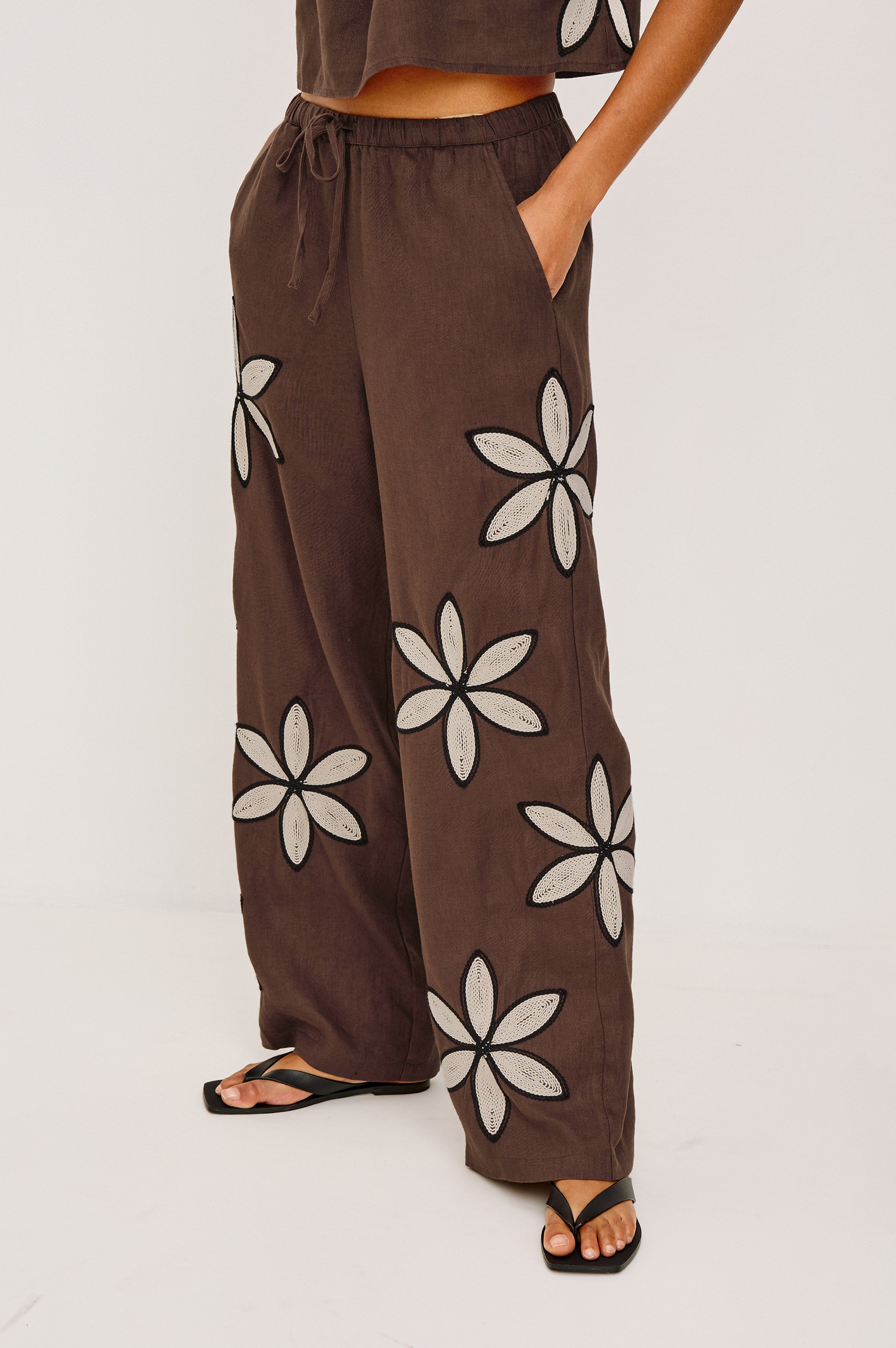 Emmie Pant - Cocoa Floral Embroidery