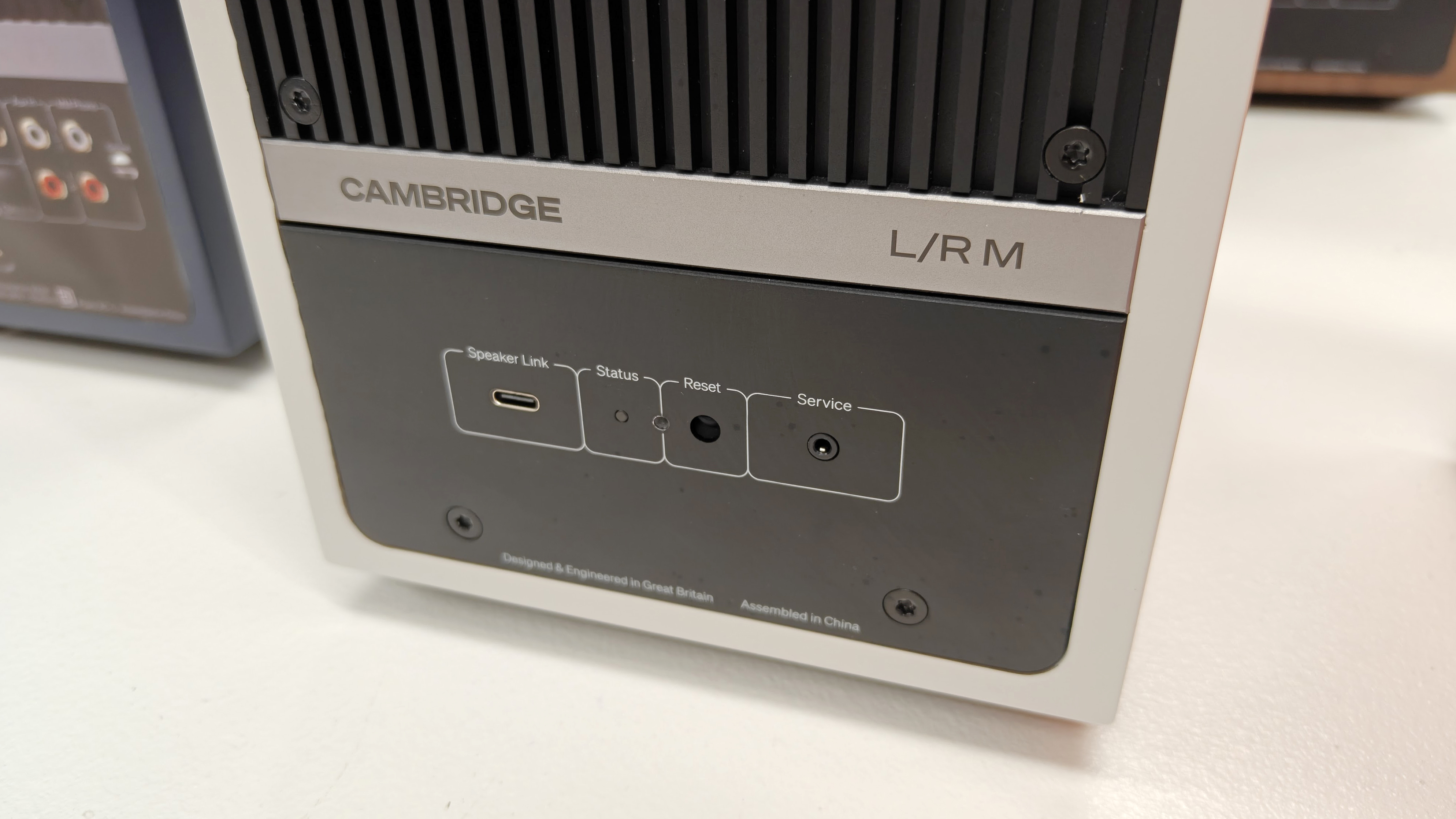 Cambridge Audio L/R speaker connections &ndash;&nbsp;X, M, S differences