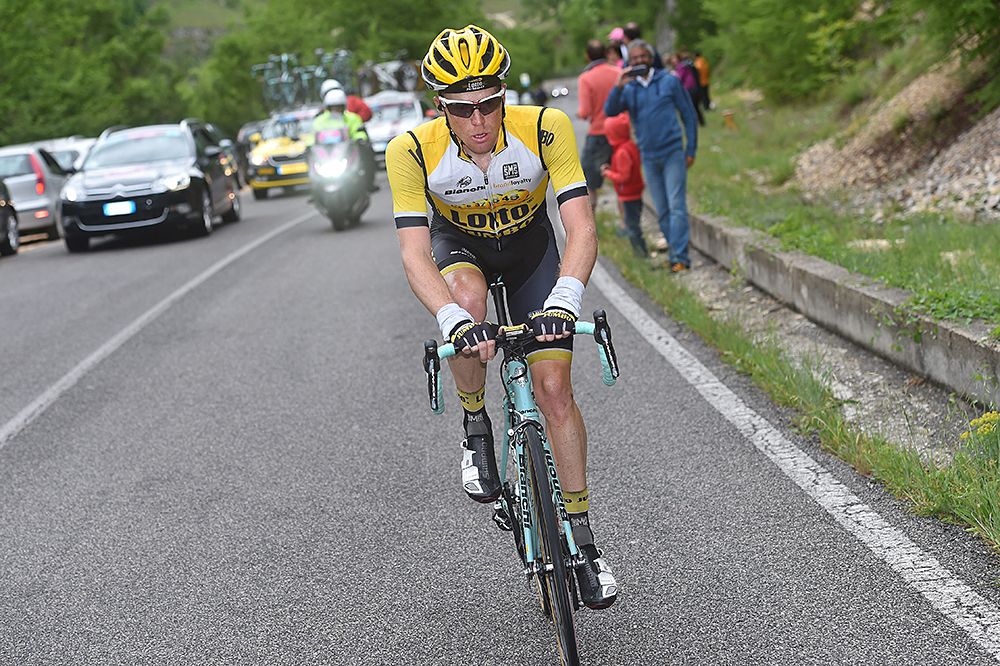 Steven Kruijswijk (LottoNL-Jumbo) attempted to race to the finish line alone
